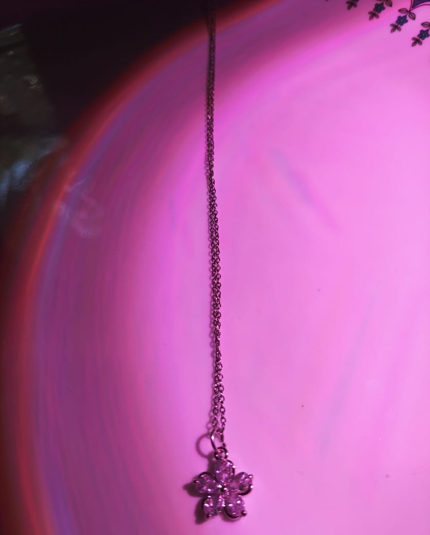 The Winter Bloom Necklace