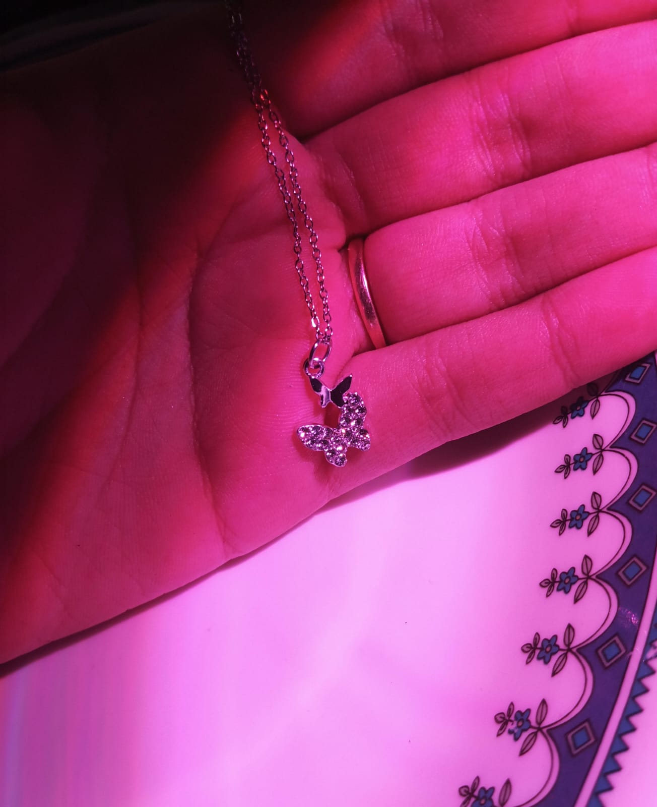 Shimmering Flutter Necklace