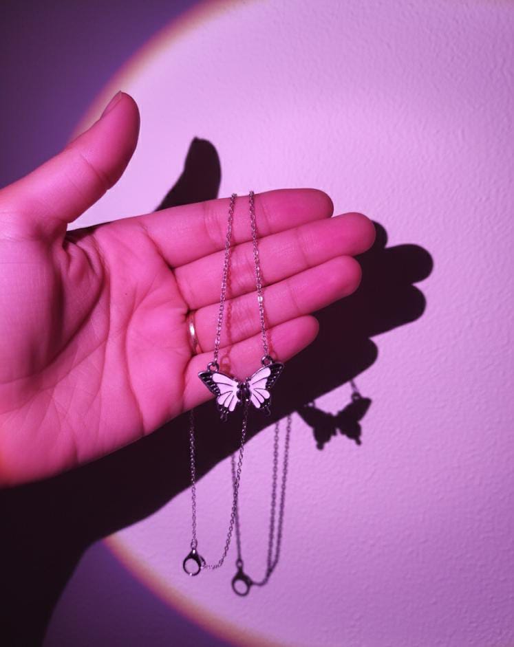 Nocturne Wings (Magnetic necklace)