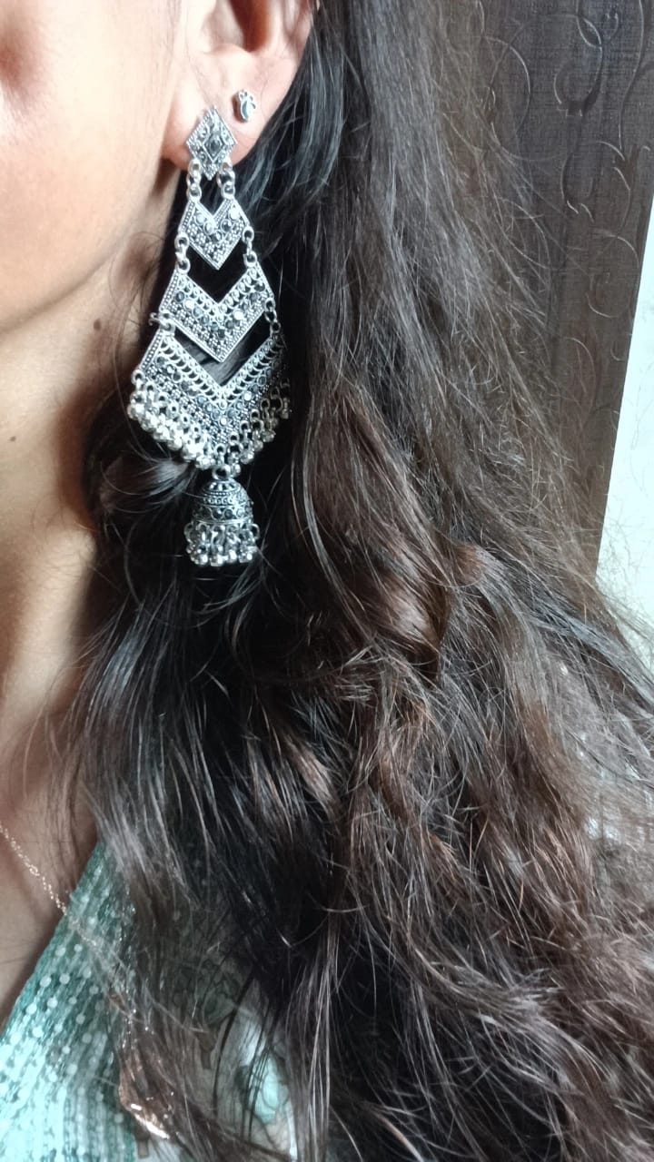 Jali Jhumke (जाली झुमके)